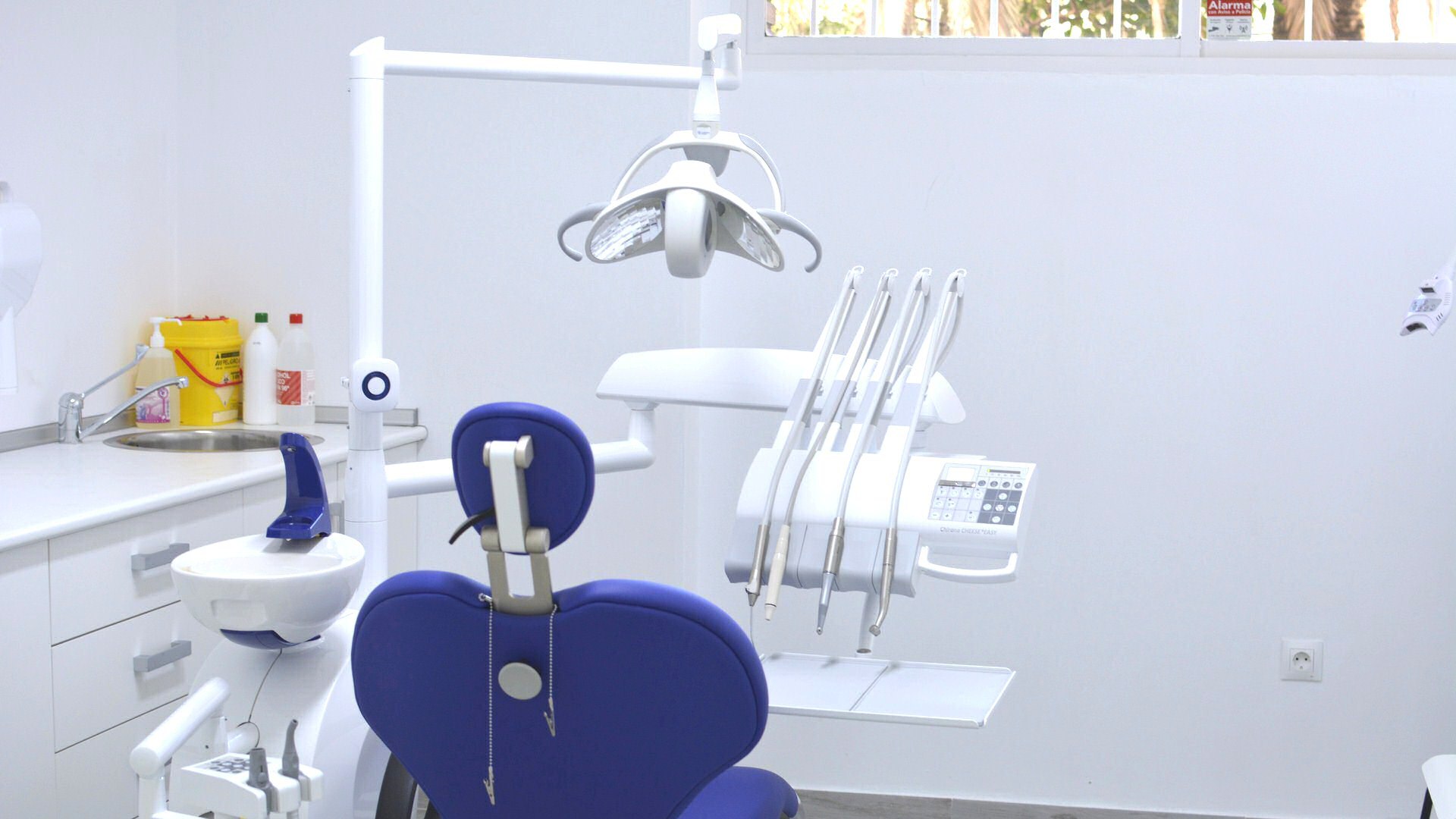 Clínica Dental Atabal en puerto de la torre malaga