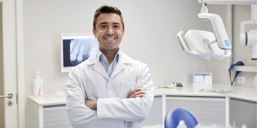 dentista-con-experiencia-en-malaga