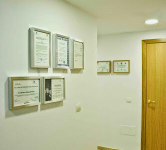 Clinica Dental Mariano Requena